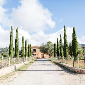 Finca Es Cabas Guest house